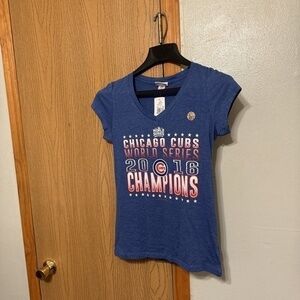 MLB Genuine Merchandise - Cubs World Series 2016 - Medium Short Sleeve T-Shirt